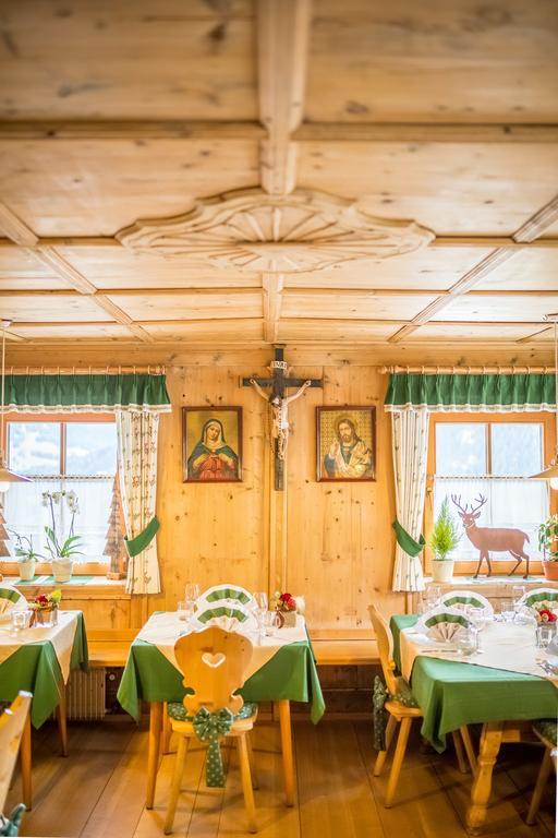 Berggasthaus Agritur Moserhof Braies  Exterior foto